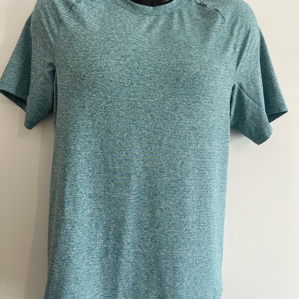 lululemon athletica Blue Short Sleeve Tee